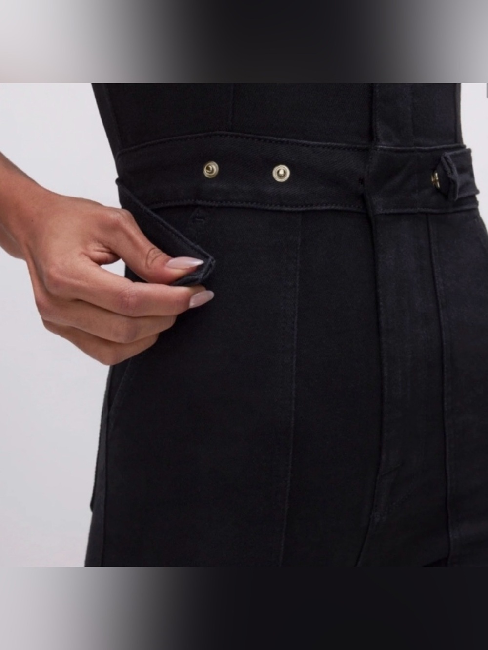 Good American - Fit for Success
Jumpsuit Black Denim - NWT - Size 1
Small - Picture 2 of 6